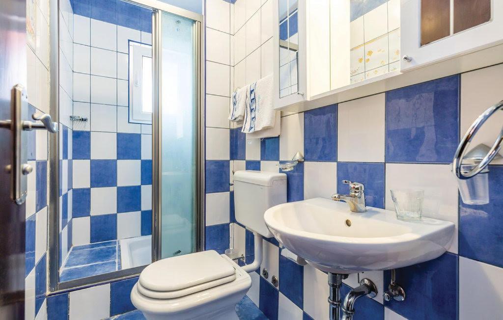 Bed & Breakfast Valentina Metajna Kültér fotó