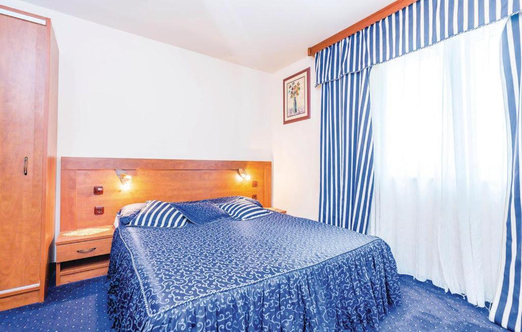Bed & Breakfast Valentina Metajna Kültér fotó